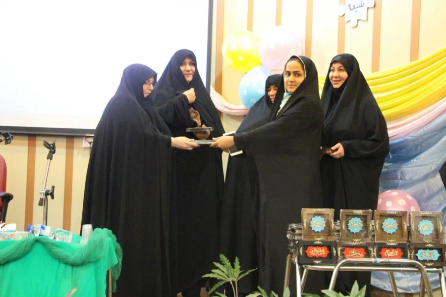 دیدار صمیمی مدیریت امور پردیس های استان با دانشجو معلمان اهل سنت 4