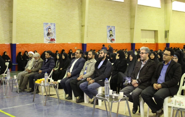 ویژه برنامه باشکوه بزرگداشت هفته بسیج در پردیس حضرت معصومه(س)  استان قم برگزار شد. 3