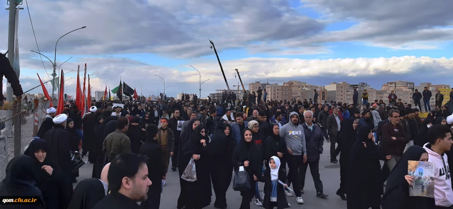 بدرقه با شکوه ابدان مطهر سردار رشید اسلام حاج قاسم سلیمانی و همرزمان مجاهدش توسط مردم انقلابی قم  6