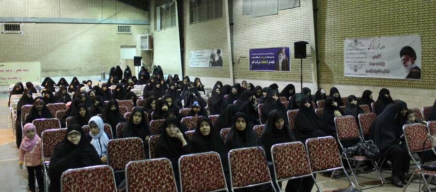 بزرگداشت دهه مبارک فجر و چهلمین روز شهادت سردار دل ها حاج قاسم سلیمانی در شهر مقدس قم 4