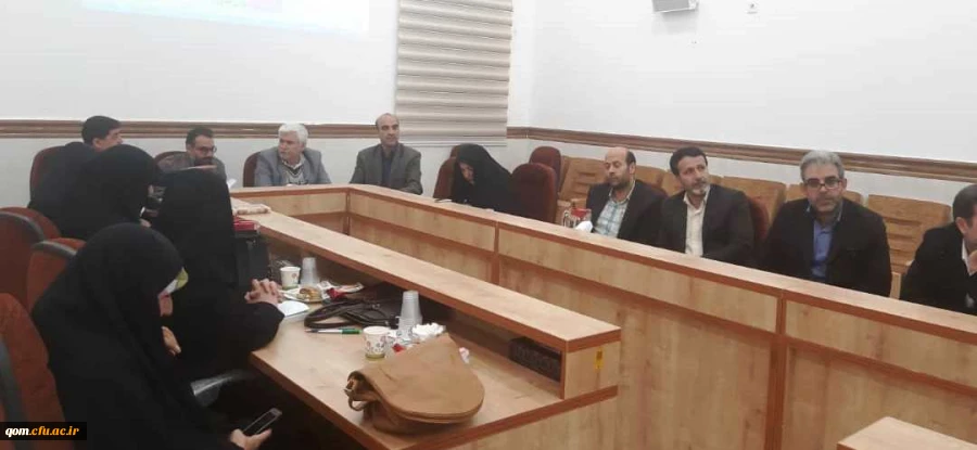 نشست علمی نقد و بررسی کتاب سیره تربیتی پیامبر (ص) و اهل بیت (علیهم السلام) (چاپ دانشگاه فرهنگیان) برگزار شد. 4