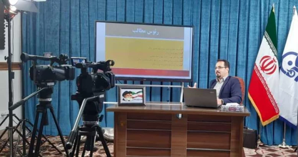 بازدید محمدپور سرپرست مدیریت امور پردیس های استان قم از استدیو ضبط تولید محتوا دروس مجازی 3