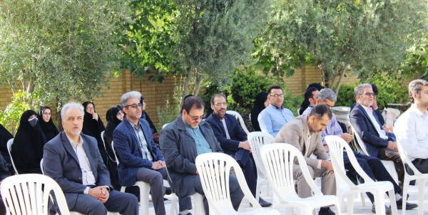 برگزاری اولین سالگرد تشییع و خاکسپاری شهید گمنام مدفون در پردیس حضرت معصومه(س) - قم 4