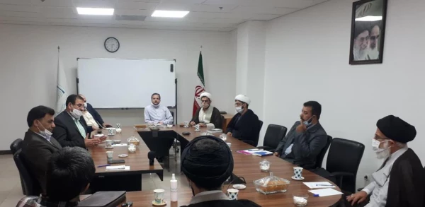 جلسه هماهنگی با آیت الله میرباقری در جهت تبدیل بیانیه گام دوم انقلاب به سرفصل های ساعات فرهنگی