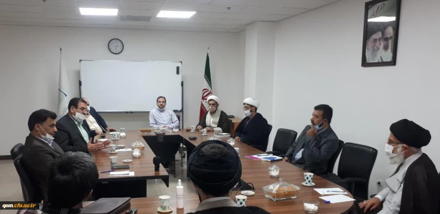 جلسه هماهنگی با آیت الله میرباقری در جهت تبدیل بیانیه گام دوم انقلاب به سرفصل های ساعات فرهنگی