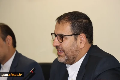 بازدید حسن محمدپور سرپرست مدیریت امور پردیس های استان قم از پژوهشگاه حوزه و دانشگاه