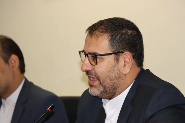 بازدید حسن محمدپور سرپرست مدیریت امور پردیس های استان قم از پژوهشگاه حوزه و دانشگاه 2