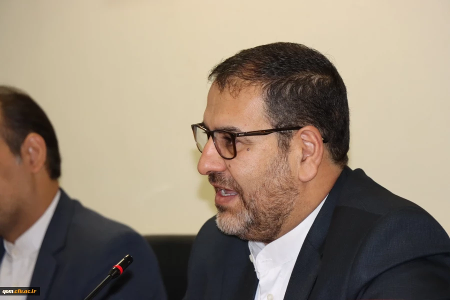 بازدید حسن محمدپور سرپرست مدیریت امور پردیس های استان قم از پژوهشگاه حوزه و دانشگاه 2