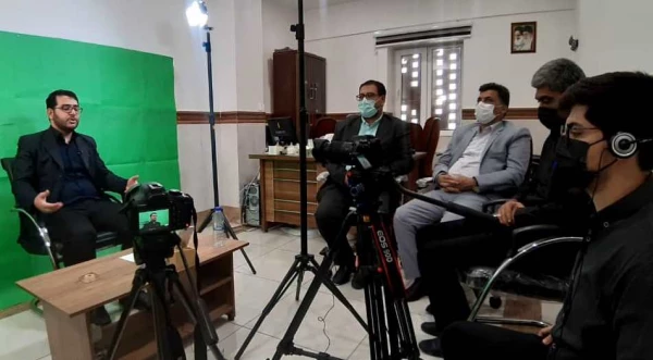 بازدید دکتر علی محمدی معاونت فرهنگی و اجتماعی دانشگاه از مراحل فیلمبرداری و تولید محتوای آموزشی  اربعین مجازی دانشگاه فرهنگیان به میزبانی استان قم 3