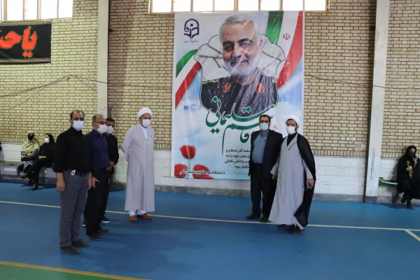 بازدید حمسن محمد پور از پایگاه واکسیناسیون حضرت فاطمه الزهرا(س) مستقر در مرکز شهید مدنی(ره) 2