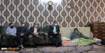 بمناسبت هفته دفاع مقدس و شروع سال تحصیلی جدید

دیدار با خانواده دانشجو معلم شهیدمحمدرضا فلکی