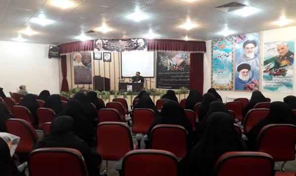 برگزاری مراسم یادمان (حاج قاسم سلیمانی و علامه مصباح یزدی) در پردیس حضرت معصومه (س)  3