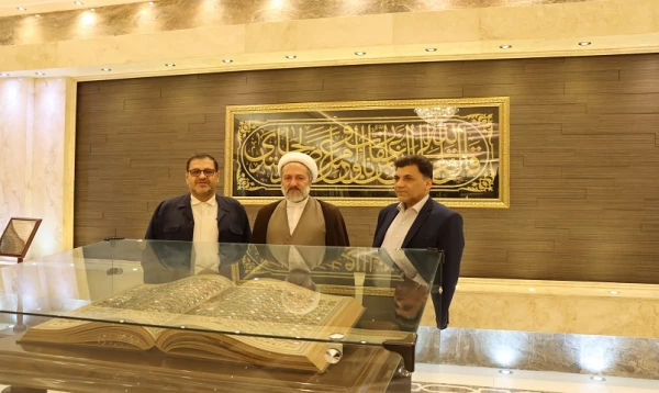 دیدار مسئول نهاد رهبری و معاون فرهنگی دانشگاه فرهنگیان با نماینده آیت الله سیستانی در قم باهدف حمایت از برنامه های اربعین 2