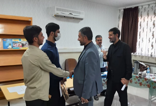 بازدید مدیرکل آموزش و پرورش استان قم از فرآیند مصاحبه قبول شدگان چند برابر ظرفیت دانشگاه فرهنگیان 3