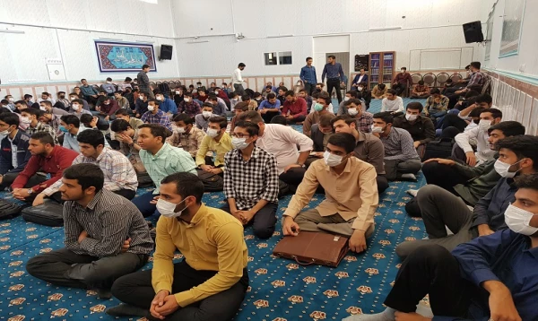 کارگاه آموزشی تغذیه ویژه دانشجو معلمان، استادان و کارکنان به مناسبت هفته سلامت و بهداشت 4