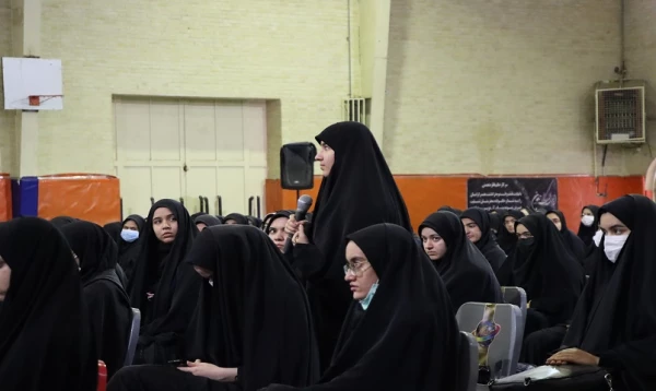 جلسه پرسش و پاسخ آزاد اندیشی با موضوع عفاف و پوشش  6