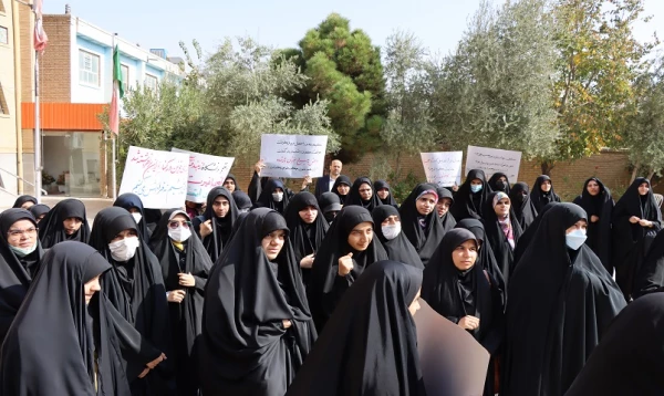 اعلام انزجار دانشجو معلمان دختر پردیس حضرت معصومه(س) از حوادث اخیر 6