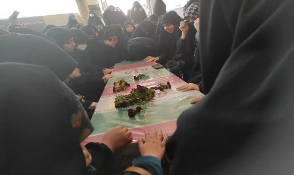 استقبال از شهید گمنام در پردیس حضرت معصومه(س) -قم 3