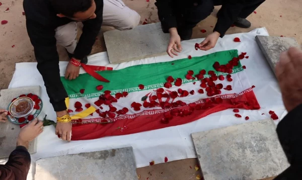 تشییع و تدفین شهید گمنام هشت سال دفاع مقدس در پردیس آیت الله طالقانی(ره) 6