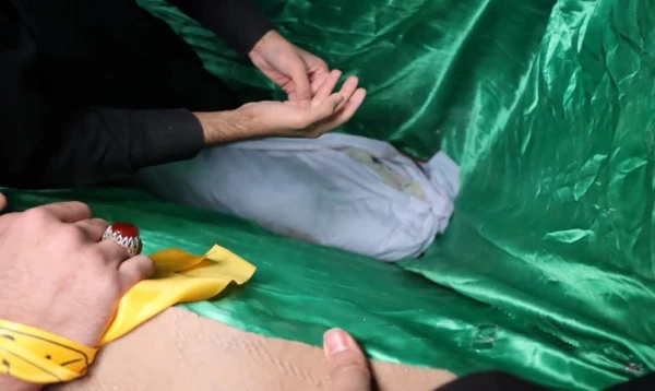 تشییع و تدفین شهید گمنام هشت سال دفاع مقدس در پردیس آیت الله طالقانی(ره) 7