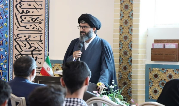 برگزاری مرحله منطقه ای دهمین جشنواره تدریس برتر منطقه 4 6