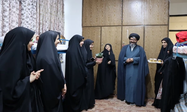 حضور سرزده موسوی مدیر امور پردیس های استان در سرای دانشجویی پردیس خواهران 3