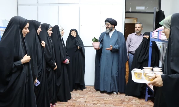 حضور سرزده موسوی مدیر امور پردیس های استان در سرای دانشجویی پردیس خواهران 5