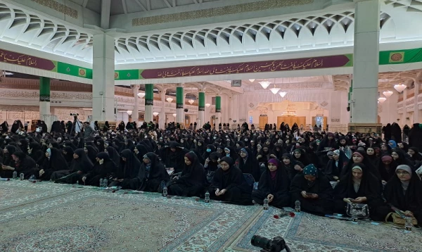 آیین آغاز سال تحصیلی ویژه دانشجویان دختر دانشگاه ها و مراکز علمی سراسر کشور در حرم مطهر بانوی کرامت برگزار شد. 9