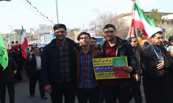 حضور پر شور و شعور دانشجومعلمان و کارکنان دانشگاه فرهنگیان استان قم در راهپیمائی یوم الله 22 بهمن  4