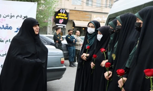 تجلیل مدیریت دانشگاه فرهنگیان استان قم از زحمات نیروهای فراجا استان در اجرای طرح نور (عفاف و حجاب) 2