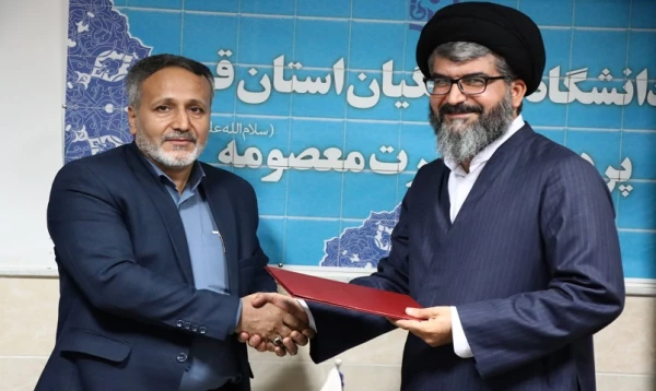 با ابلاغ دکتر موسوی محمد پناهی پاکیزه به سمت معاون توسعه و منابع پردیس حضرت معصومه (س) منصوب شد 4