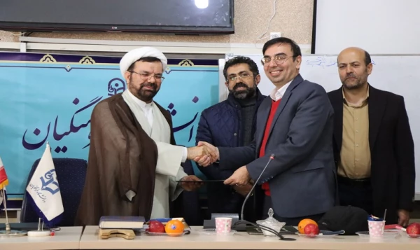 سید حسن چاووشی به معاونت  توسعه منابع و امور دانشجویی پردیس آیت الله طالقانی (ره) منصوب شد. 3