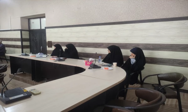 نشست هماهنگی کنگره شهدا با حضور نماینده ریاست دانشگاه فرهنگیان، مسئولان، کارشناسان فرهنگی و دانشجویان  7