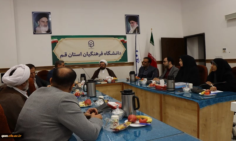 بازدید مدیریت کارورزی و مدارس وابسته دانشگاه فرهنگیان از روند اجرای کارورزی در استان قم 6