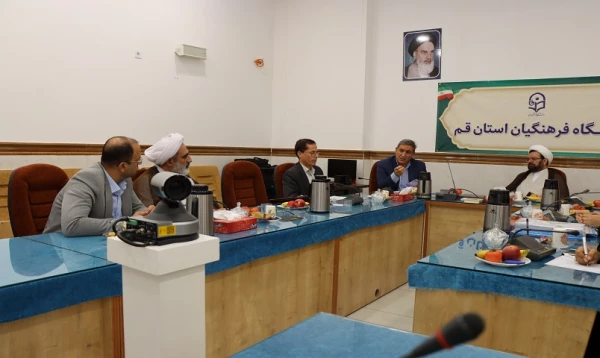 بازدید مدیریت کارورزی و مدارس وابسته دانشگاه فرهنگیان از روند اجرای کارورزی در استان قم 11